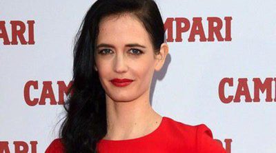 Eva Green despliega todo su glamour para protagonizar el Calendario Campari 2015