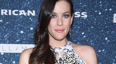 Liv Tyler presume de embarazo en la fiesta de Stella McCartney