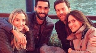 Xabi Alonso y Nagore Aranburu disfrutan de una escapada a Venecia junto a Álvaro Arbeloa y Carlota Ruíz