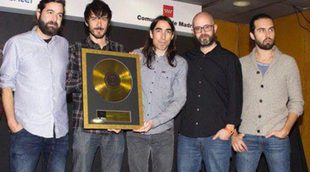 Vetusta Morla recibe en Madrid el Disco de Oro por las ventas de su último disco 'La deriva'