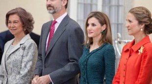 La Infanta Elena regresa a los actos oficiales junto a los Reyes Felipe, Letizia y Sofía