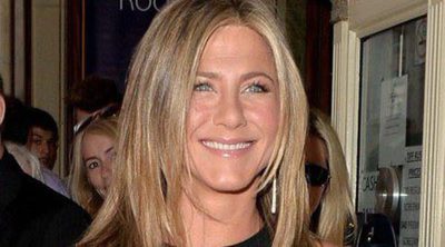 Jennifer Aniston asegura que se ha comprado un anillo para el pene