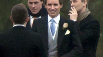 Eddie Redmayne y Hannah Bagshawe se casan en una boda íntima rodeados de amigos y familiares