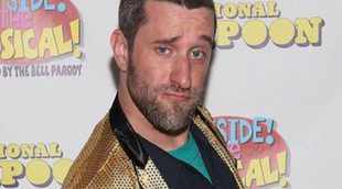 Dustin Diamond, Screech en 'Salvados por la campana', arrestado por apuñalar a un hombre en un bar