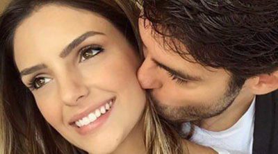 Kaká y Caroline Celico confirman su reconciliación con una tierna fotografía