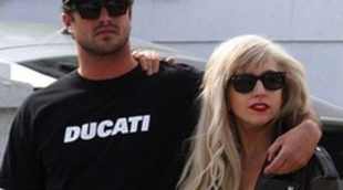 Primeras imágenes de Lady Gaga y Taylor Kinney paseando su amor por California