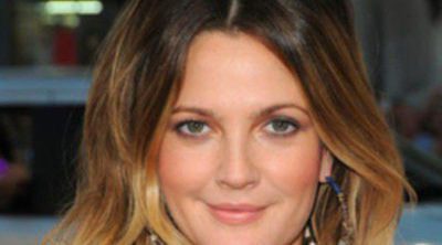 Drew Barrymore prepara su boda con Will Kopelman tras un año de noviazgo