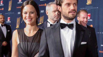 Carlos Felipe de Suecia y Sofia Hellqvist reaparecen radiantes en la gala del Deporte Sueco 2015