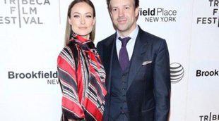 Olivia Wilde deslumbra sobre la alfombra roja y en la pista de baile