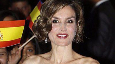 La Reina Letizia, recibida con todos los honores en una cena de gala en Honduras