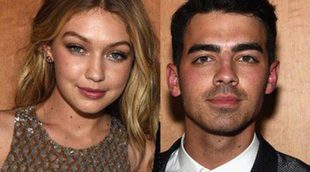 Joe Jonas y Gigi Hadid, pillados en actitud cariñosa a la salida de un hotel en Toronto