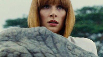 Chris Pratt y Bryce Dallas Howard protagonizan 'Jurassic World', principal estreno de la semana