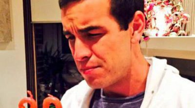 Mario Casas agradece las felicitaciones por su 29 cumpleaños con resignación