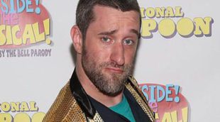 Dustin Diamond, Screech en 'Salvados por la campana', condenado a 4 meses de cárcel por apuñalar a un hombre