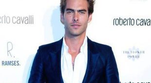 Jon Kortajarena cura sus penas de amor con nuevos proyectos tras romper con Luke Evans