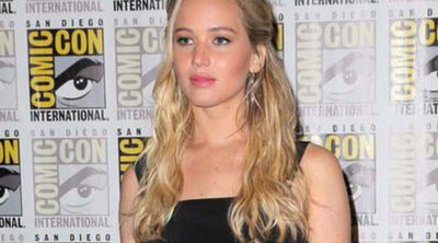 Jennifer Lawrence llama "zorra" a Taylor Swift por plantarle cara a Apple Music