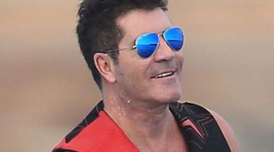 Las vacaciones de Simon Cowell en Ibiza: diversión con amigos y tranquilidad con su familia