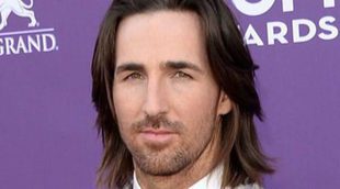 Jake Owen habla sobre su divorcio en pleno concierto: "Quiero a mi esposa más que a nada"