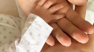 Marc Bartra y Melissa Jiménez ya son tres: la primera foto con su hija Gala