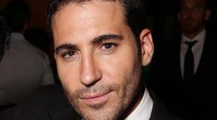 Miguel Ángel Silvestre 'se cuela' en la fiesta de Netflix celebrada tras los Emmy 2015