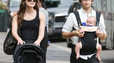 Keira Knightley y James Righton, dos papás felices con su simpática hija Edie en Nueva York