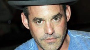 Nicholas Brendon, detenido y acusado de intentar asfixiar a su novia durante una disputa doméstica