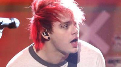 Michael Clifford, de 5 Seconds of Summer, confiesa que sufrió un accidente de coche por ir mirando el móvil