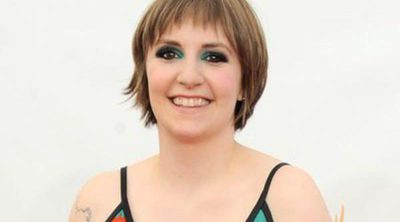 Lena Dunham deja Twitter tras los insultos recibidos: "Nadie quiere ver ese montón de grasa. Ponte a dieta, cerda"