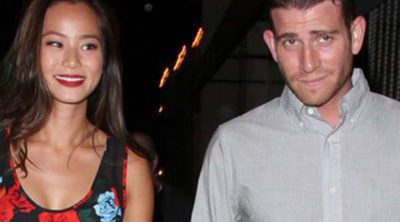 Jamie Chung y Bryan Greenberg se casan con una íntima ceremonia el día de Halloween