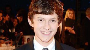 Tom Holland, listo para meterse en el papel de Spiderman: así presume de cuerpazo