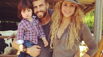 Gerard Piqué y Shakira, embelesados con las gracias de Milan en la gran noche del futbolista