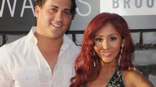 Snooki celebra su primer aniversario de boda con una romántica dedicatoria para su marido Jionni LaValle