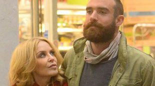 Kylie Minogue, incapaz de quitar ojo a su nuevo amor Joshua Sasse tras su viaje a París