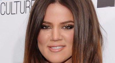 Khloe Kardashian presume de esbelta figura en una tórrida sesión fotográfica