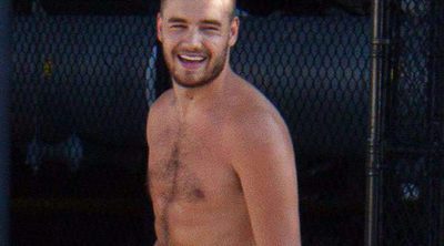 Liam Payne presume de cuerpazo y despide el año luciendo abdominales