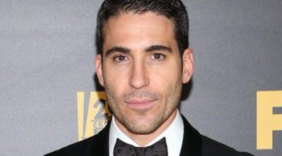 Miguel Ángel Silvestre, de fiesta con Jennifer Lawrence y Lady Gaga para brindar por sus Globos de Oro 2016