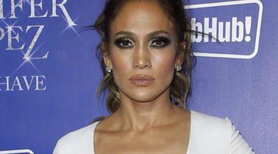 Jennifer Lopez presume de sus hijos Max y Emme y de su novio Casper Smart en la celebración del cumpleaños de su mánager