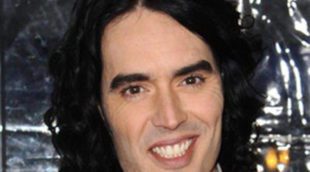 Russell Brand quiere olvidar a Katy Perry conquistando a Zooey Deschanel