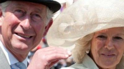 Carlos de Inglaterra y Camilla de Cornualles celebran el bicentenario de Charles Dickens en Londres