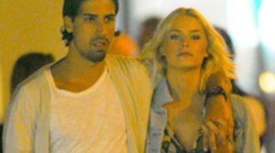 Sami Khedira y su novia Lena Gercke se desnudan para la edición alemana de la revista GQ