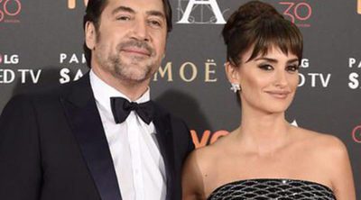 La foto más esperada de los Premios Goya 2016: Javier Bardem y Penélope Cruz posan juntos en la alfombra roja