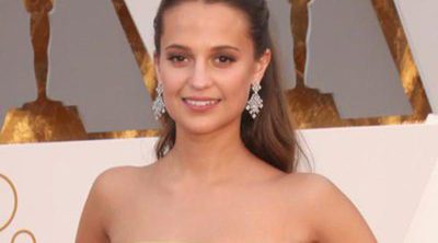 Alicia Vikander se alza con el Premio Oscar 2016 a Mejor actriz de reparto por su papel en 'La chica danesa'