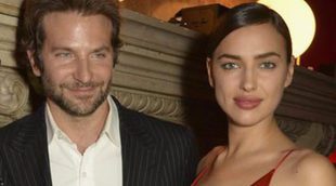 Primer posado y primer beso público de Irina Shayk y Bradley Cooper