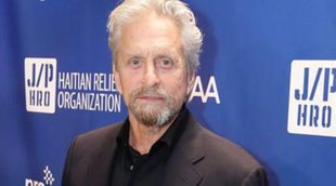 ¿Está Michael Douglas gravemente enfermo y al borde de la muerte?