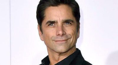 John Stamos, pillado con su nueva novia Caitlin McHugh