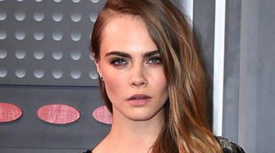 Cara Delevingne explota: "Nunca dije que dejaba la moda. Tengo depresión y ser modelo suponía un foco de odio para mí misma"