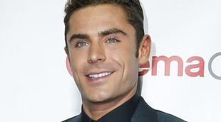 Zac Efron vuelve a estar soltero y borra de Instagram todas las fotos con su exnovia Sara Miró