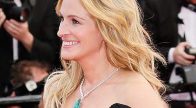 Julia Roberts sorprende descalza en la alfombra roja del Festival de Cannes 2016