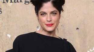 Selma Blair se disculpa por su escándalo en un avión: "Estoy profundamente arrepentida y avergonzada"