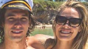 Jessica Bueno y Jota Peleteiro presumen de cuerpazo y de amor durante sus vacaciones en familia